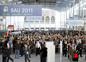 Besucherandrang zur Eröffnung der Fachmesse BAU 2011