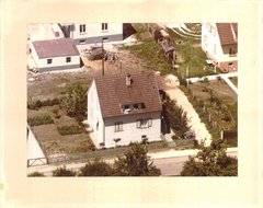 Luftaufnahme Zweifamilienhaus aus den 50ern