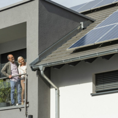 Seit 1. Januar 2023 greift die Solar-Pflicht im Südwesten auch für bestehende Gebäude – wenn das Dach grundlegend saniert wird. Foto: Zukunft Altbau