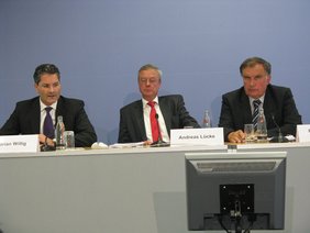 Adrian Willig, Andreas Lücke und Professor Manfred Kleemann