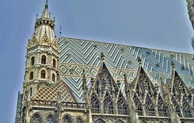 Dach des Stephansdom in Wien