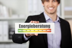 Das Deutsche Energieberater-Netzwerk DEN setzt sich für das Berufsbild „Energieberater*in“ ein. Foto: contrastwerkstatt/stock.adobe.com