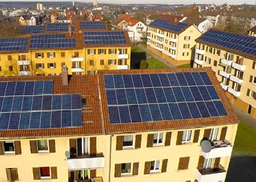 Solarstrom-Anlagen auf einem Dach in Villingen-Schwenningen